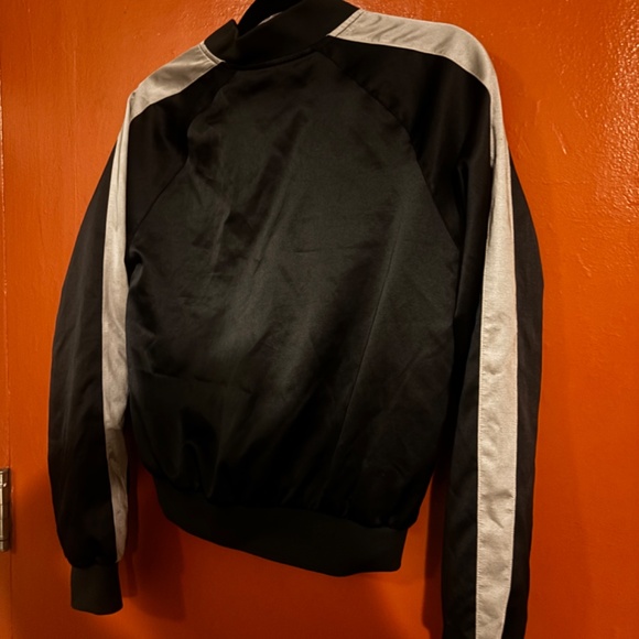 Jacket - Picture 3 of 4